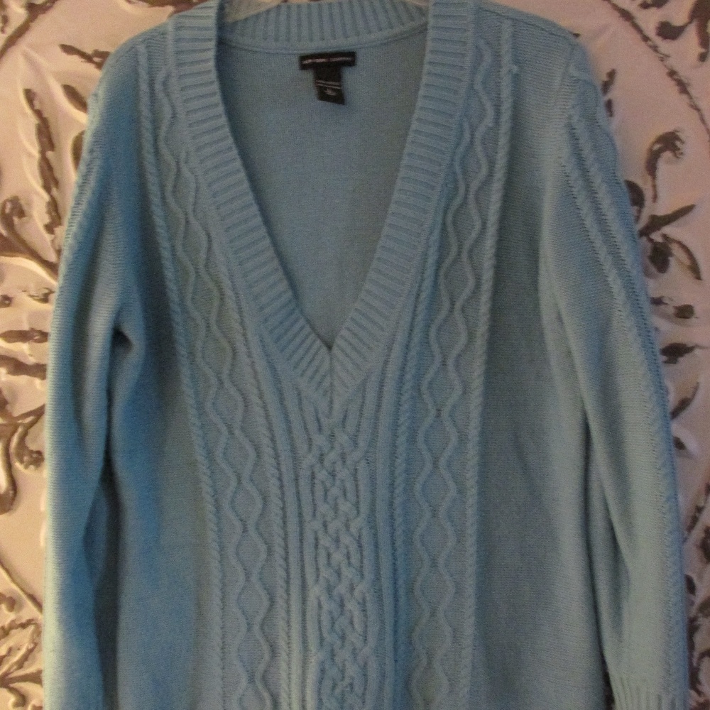 New York & Company Aqua V-Neck Sweater, Size L
